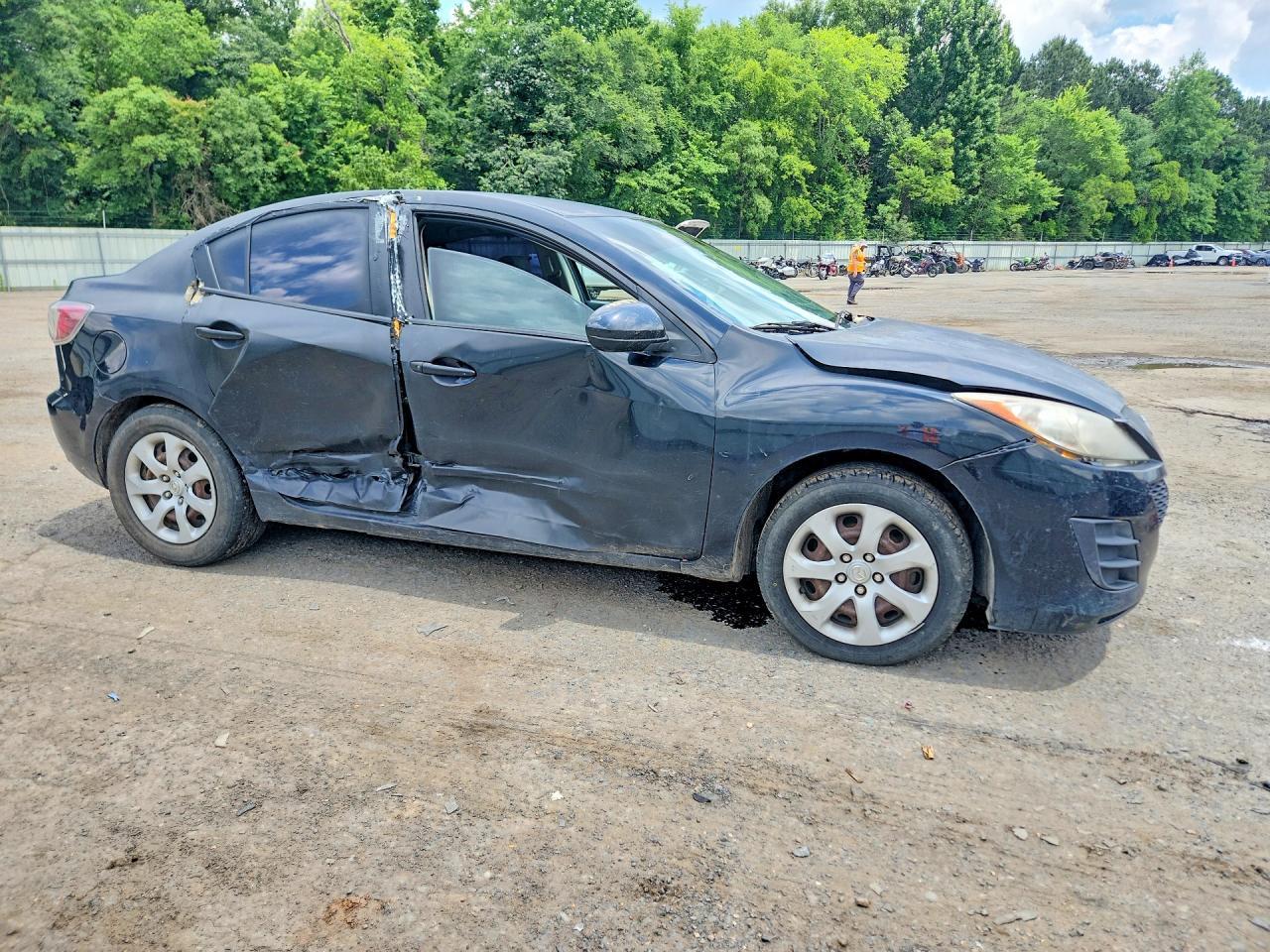 2010 Mazda 3 I - Фото 4