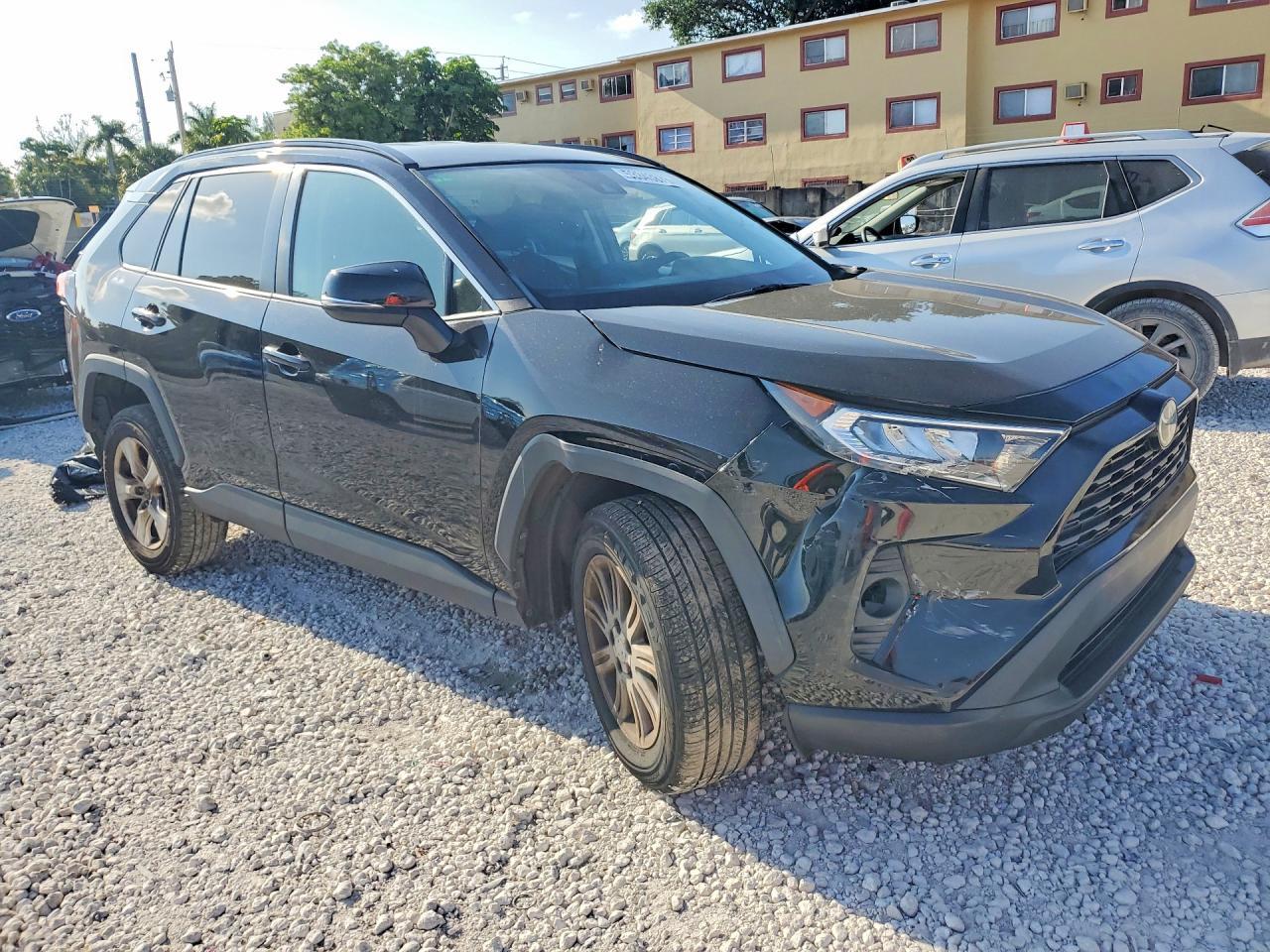 2021 Toyota Rav4 Xle - Фото 4