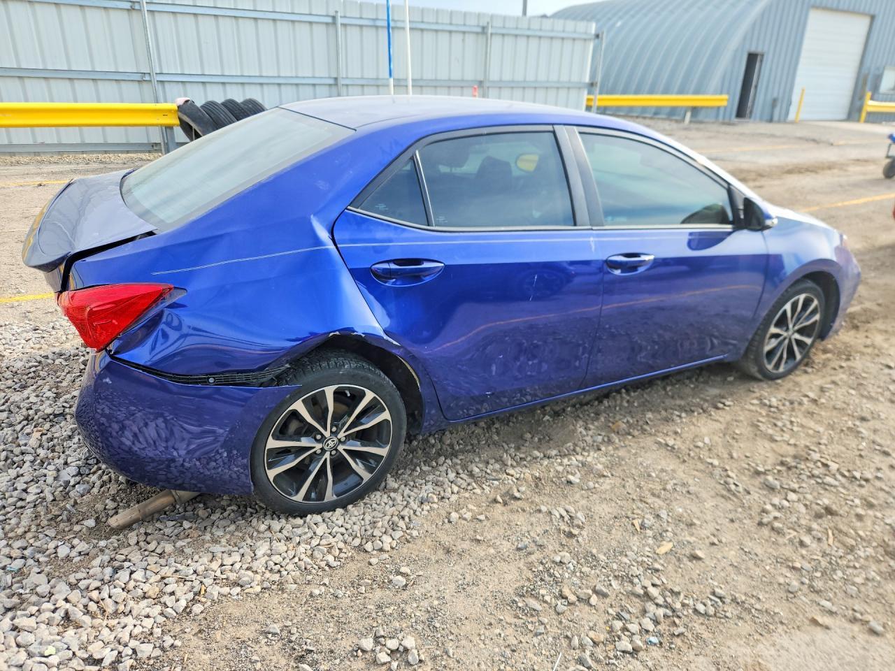 2017 Toyota Corolla Se - Фото 3