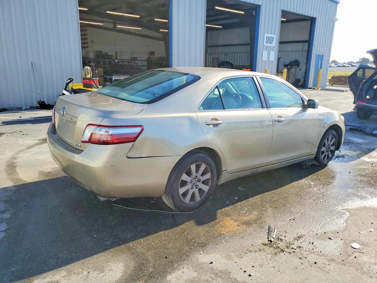 2009 Toyota Camry Hybrid - Image 3