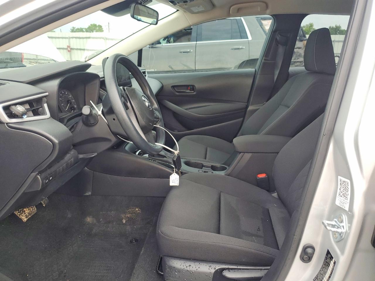 2025 Toyota Corolla Le - Фото 7