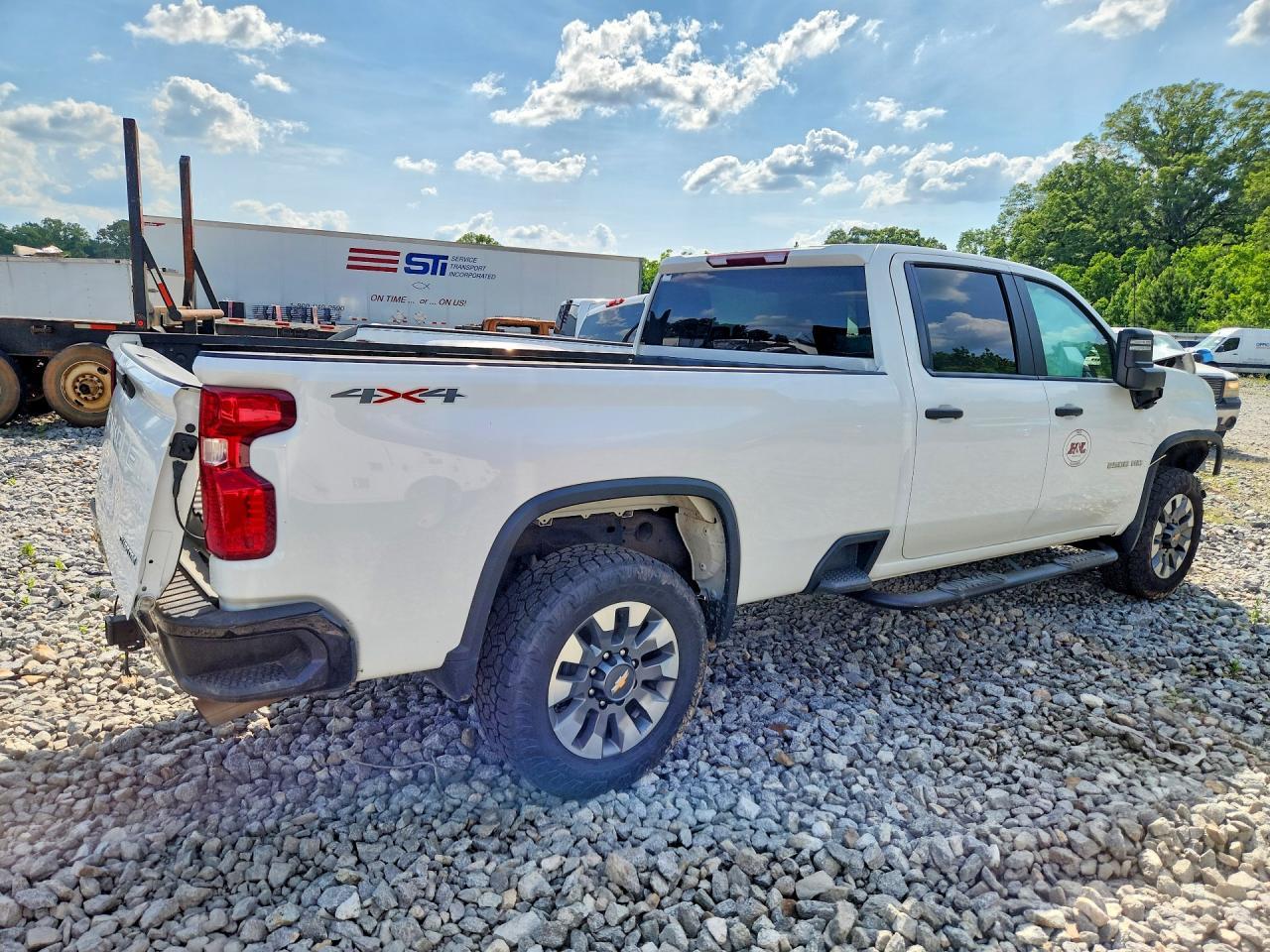 2025 Chevrolet Silverado K2500 Custom - Image 3