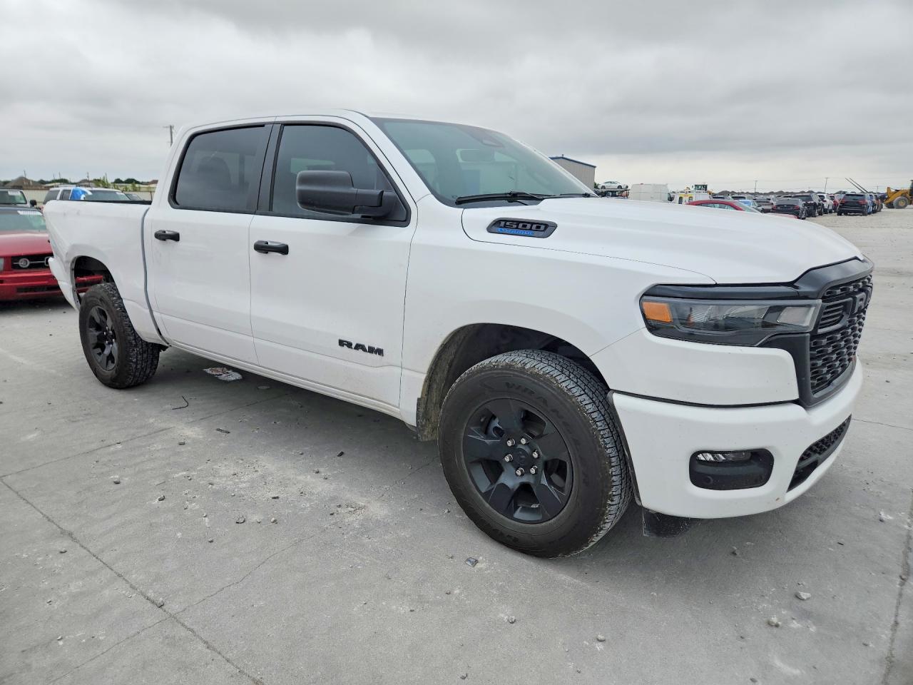 2025 Ram 1500 - Image 4