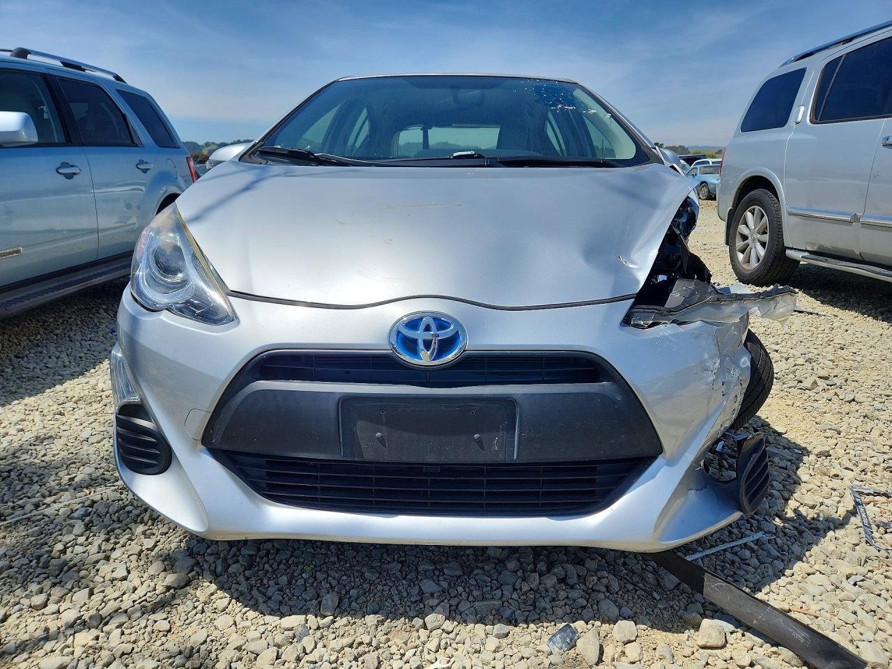 2016 Toyota Prius C One - Фото 5