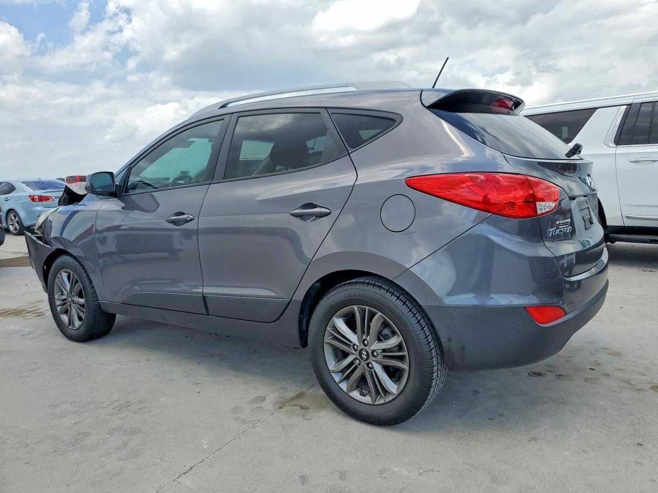 2015 Hyundai Tucson Se - Image 2