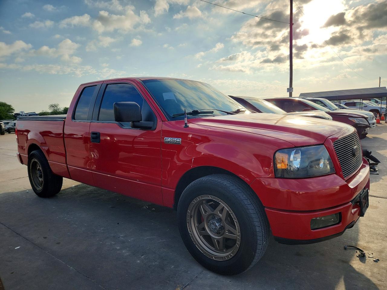 2005 Ford F150 - Image 4