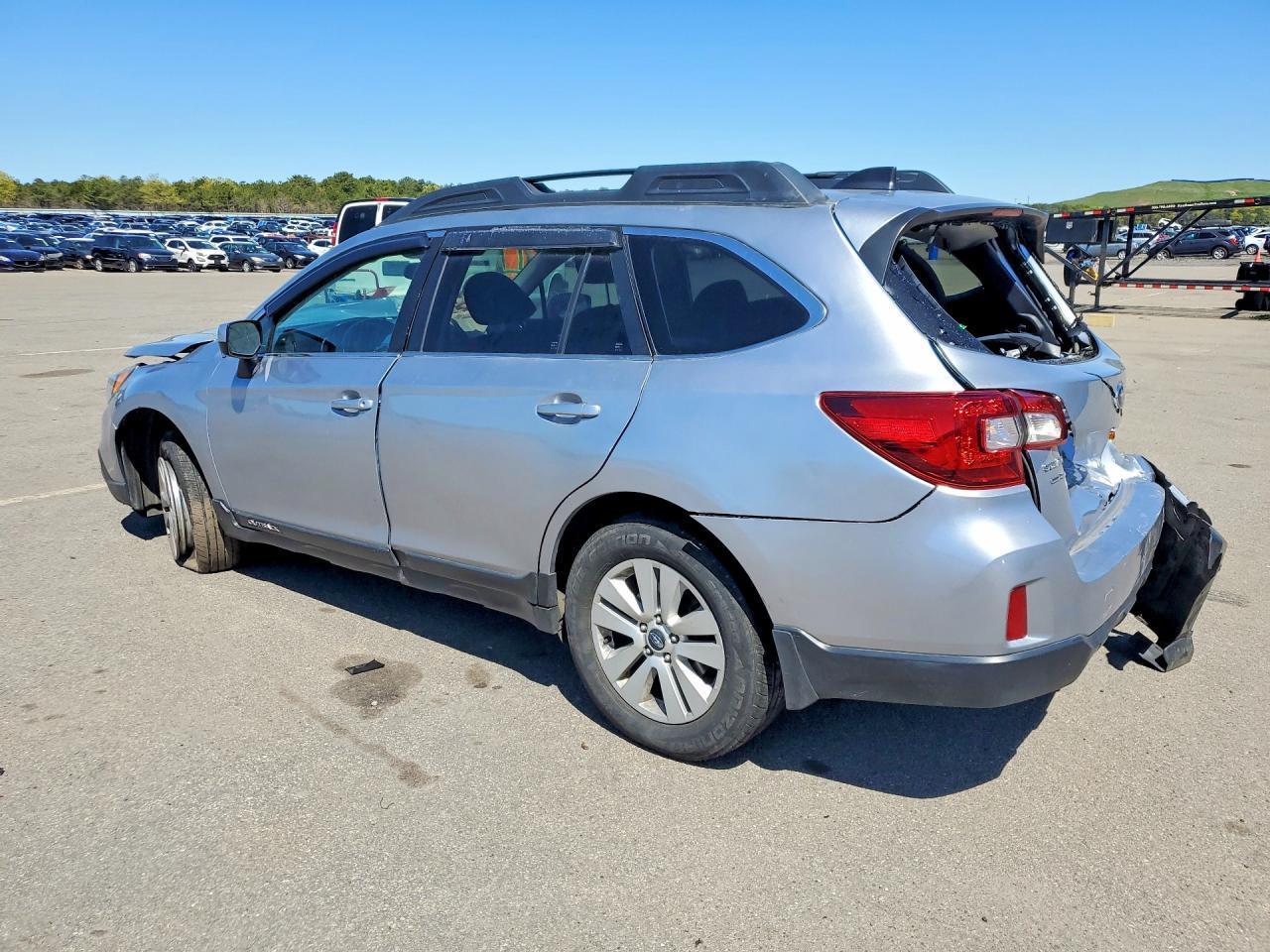 2016 Subaru Outback 2.5I Premium - Фото 2