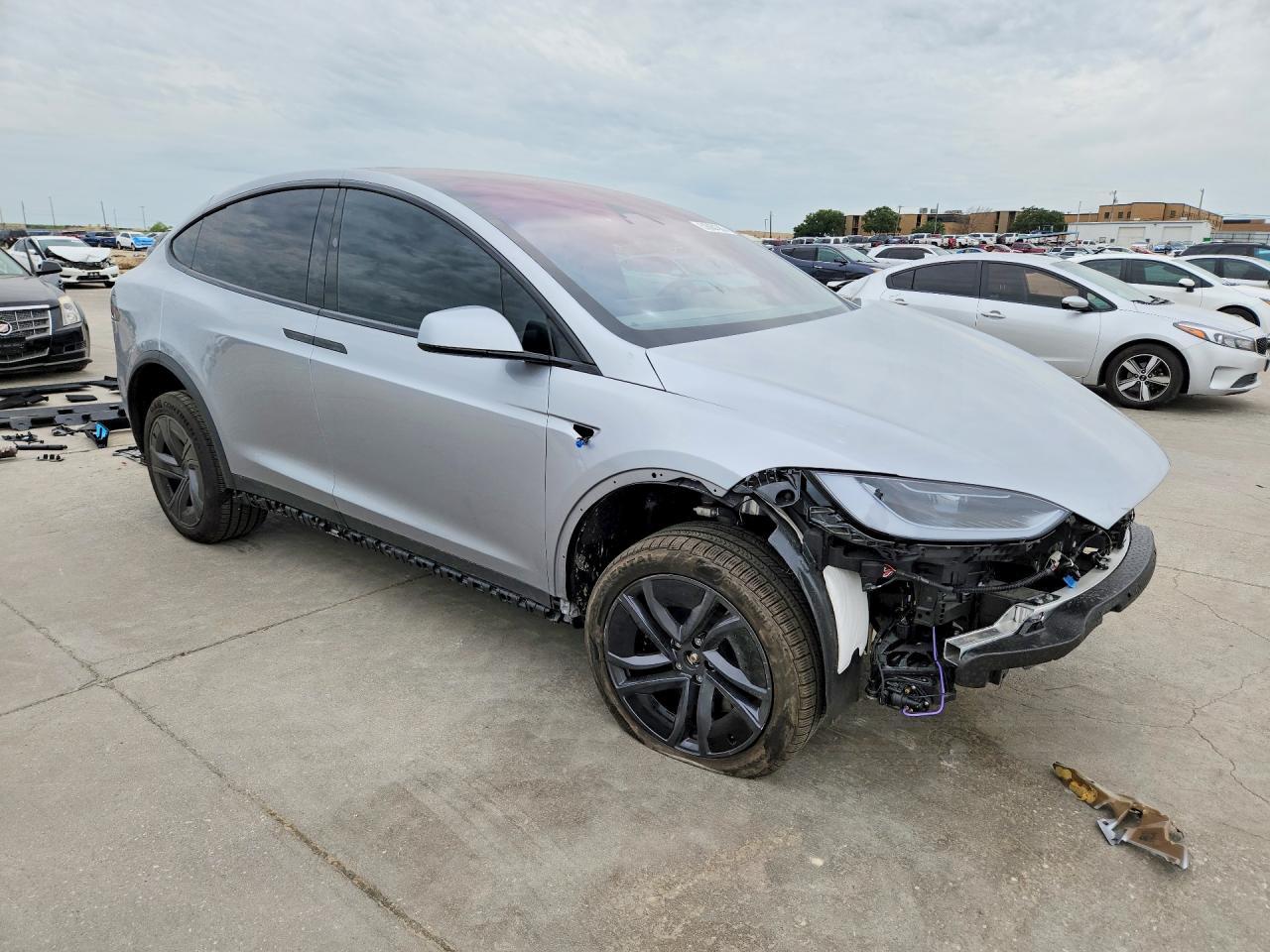 2026 Tesla Model X - Фото 4