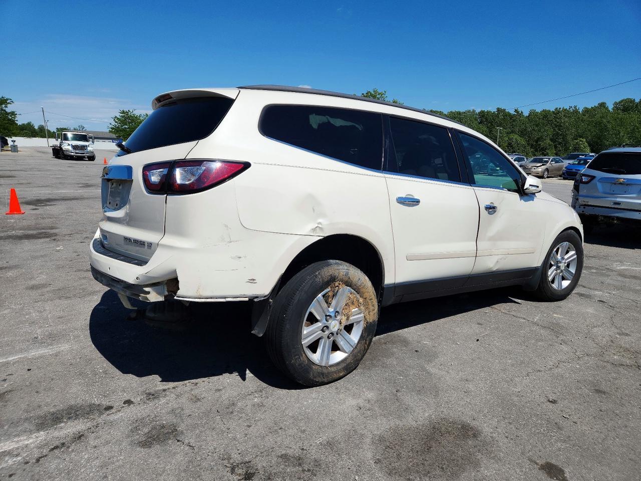 2013 Chevrolet Traverse Lt - Фото 3