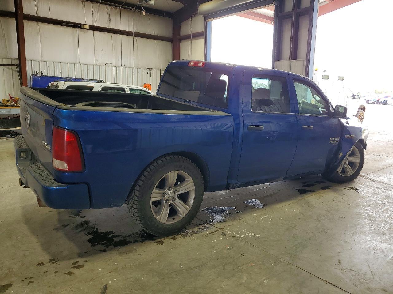 2019 Ram 1500 Classic Tradesman - Фото 3