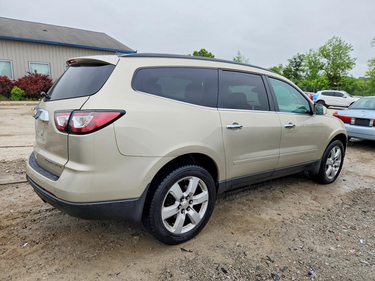 2016 Chevrolet Traverse Lt - Фото 3