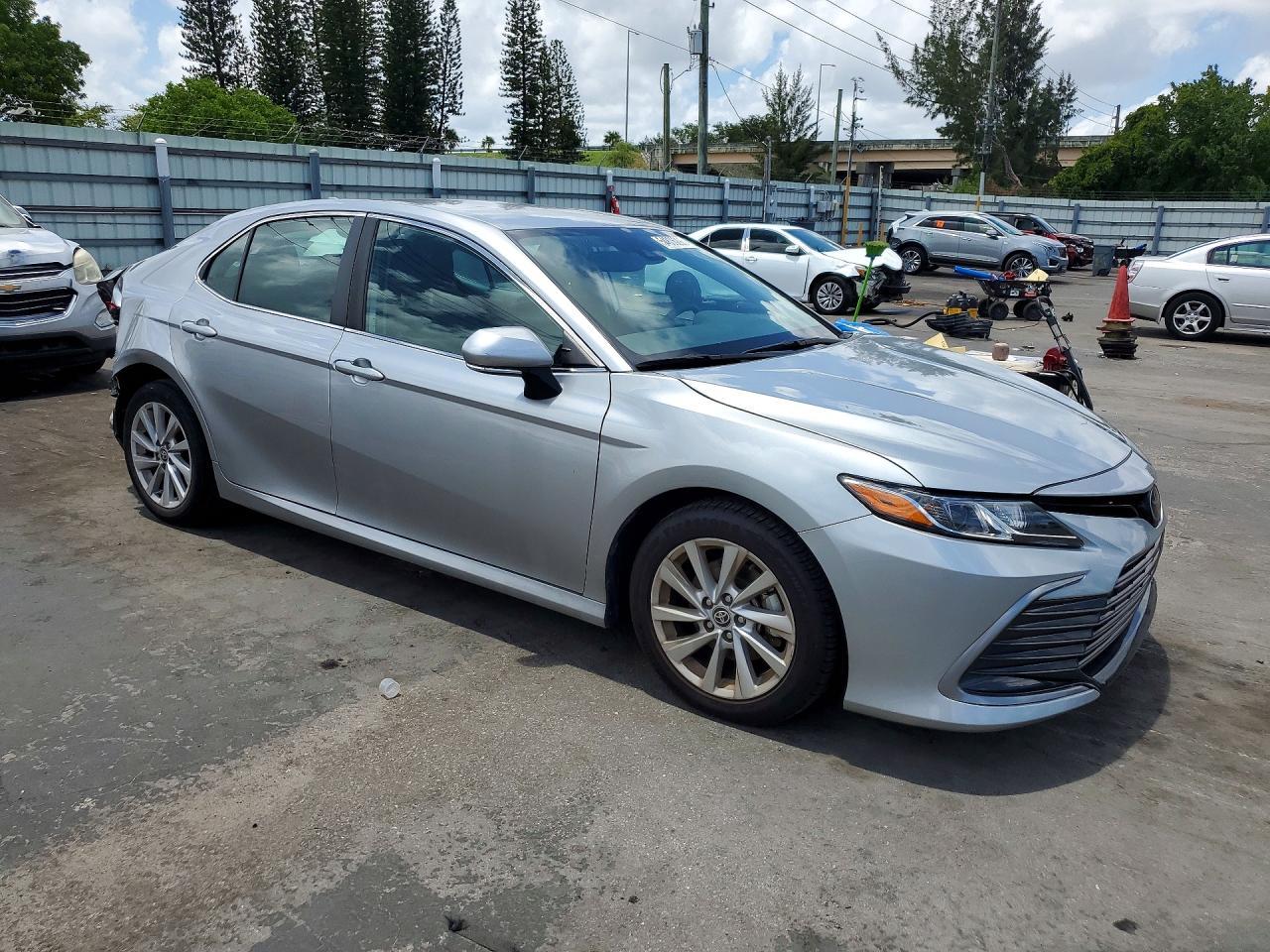 2024 Toyota Camry Le - Image 4