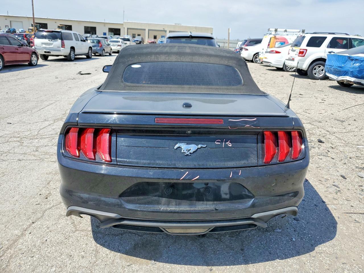 2018 Ford Mustang - Image 6