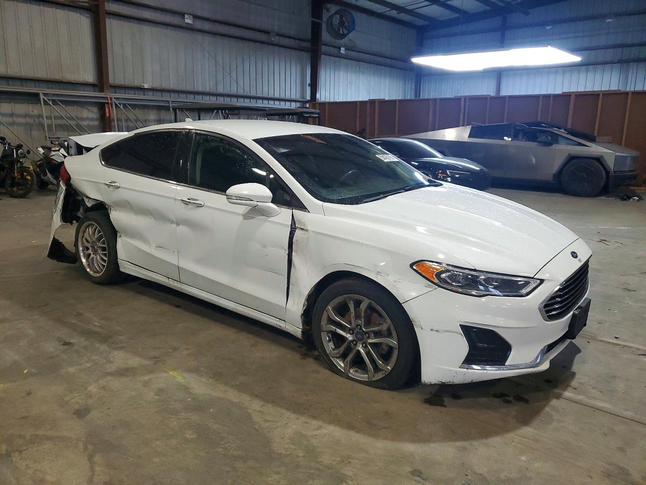 2020 Ford Fusion Sel - Фото 4