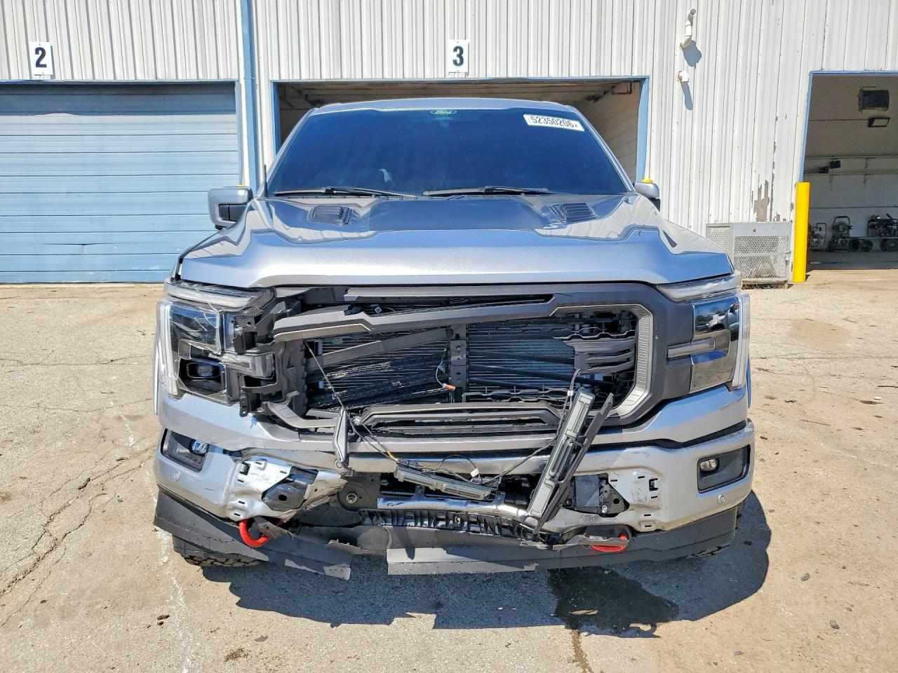 2025 Ford F150 Lariat - Фото 5