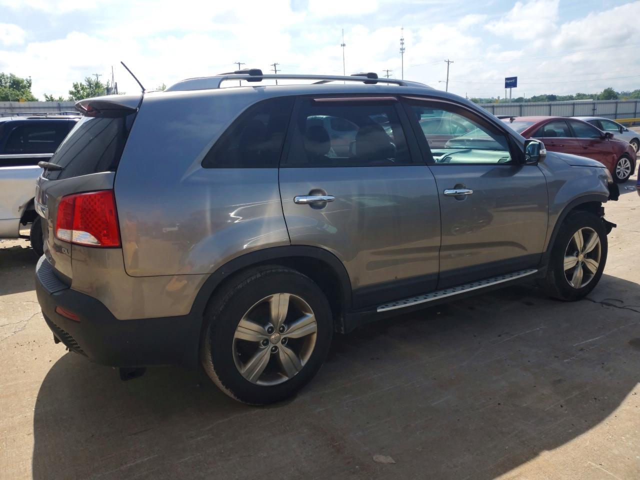 2013 Kia Sorento Ex - Фото 3