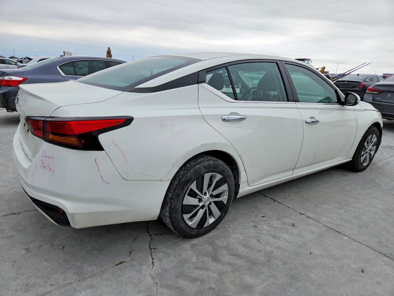 2022 Nissan Altima S - Image 3