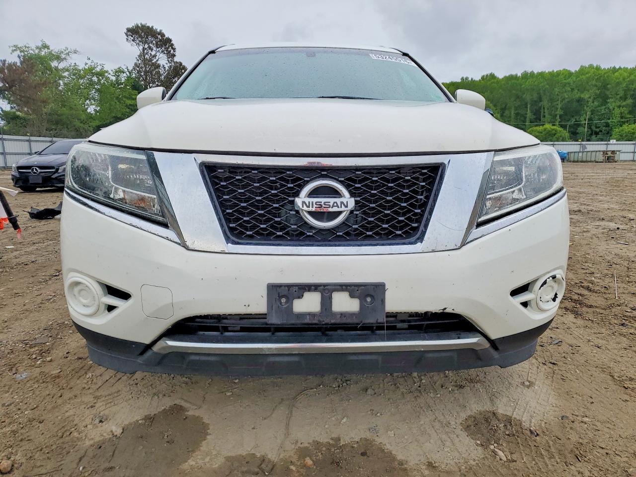 2014 Nissan Pathfinder Sv - Image 5