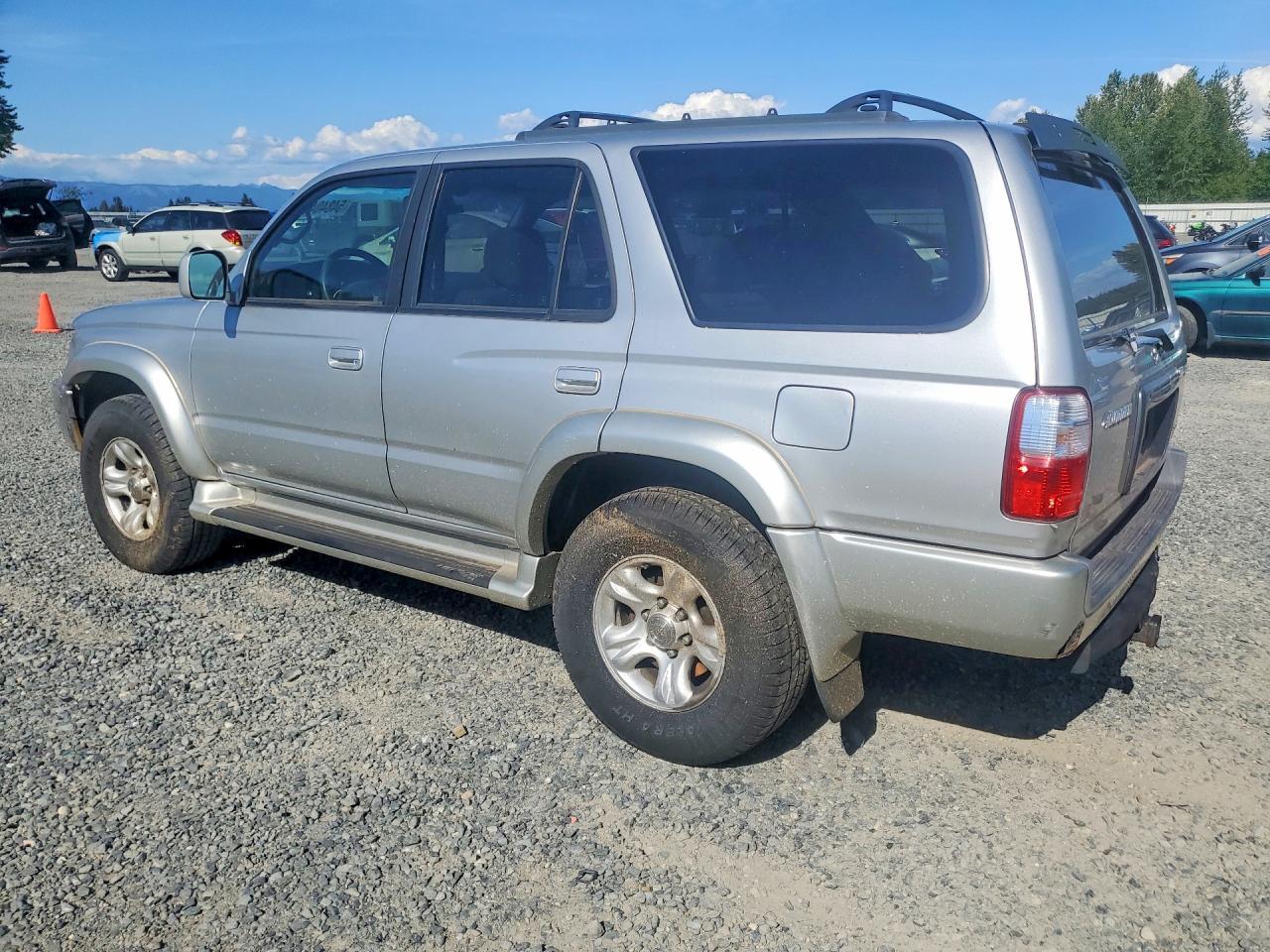 2001 Toyota 4Runner Sr5 - Фото 2