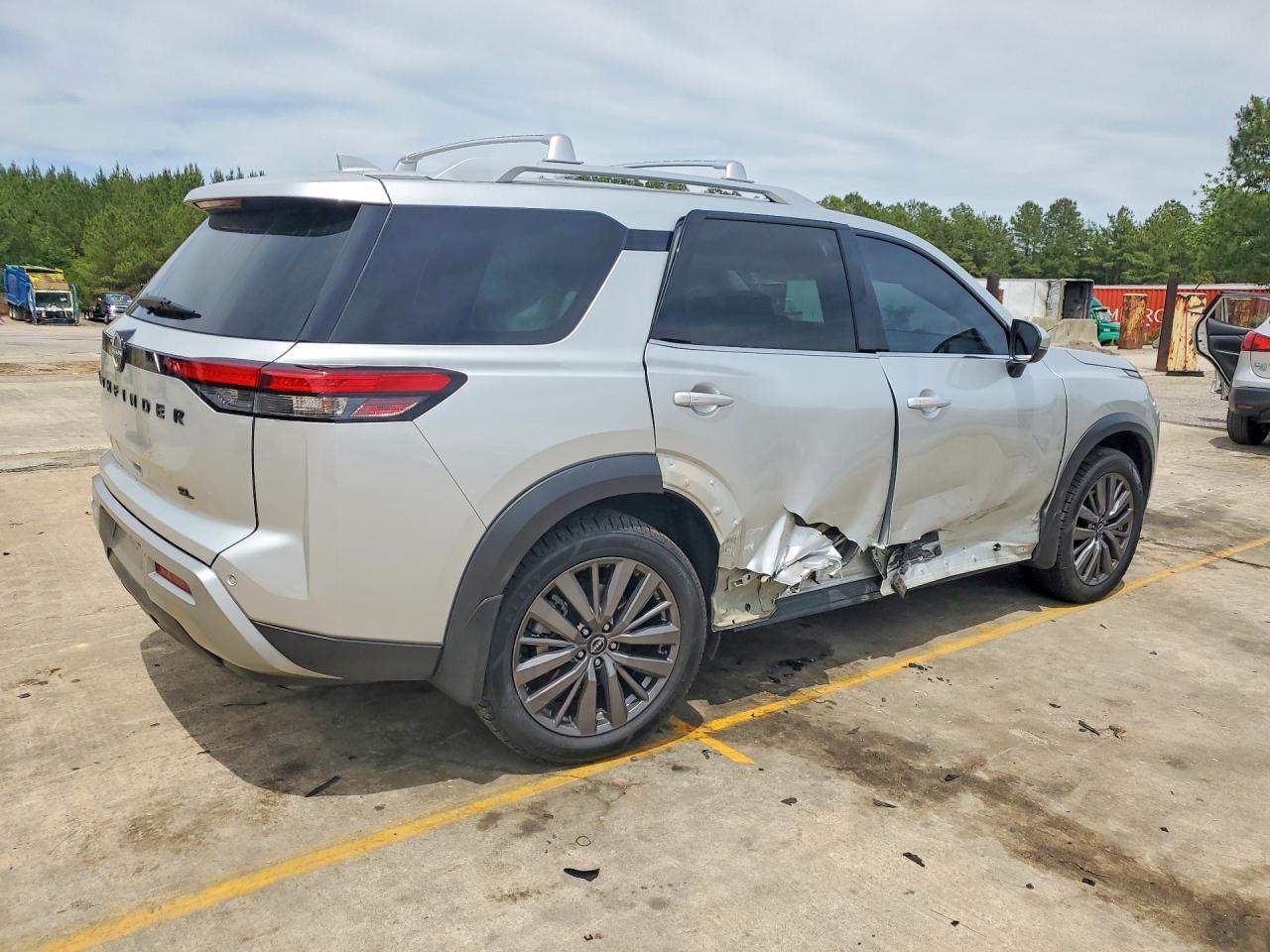2024 Nissan Pathfinder Sl - Фото 3