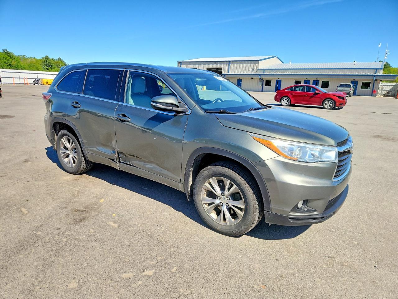 2015 Toyota Highlander Xle - Image 4