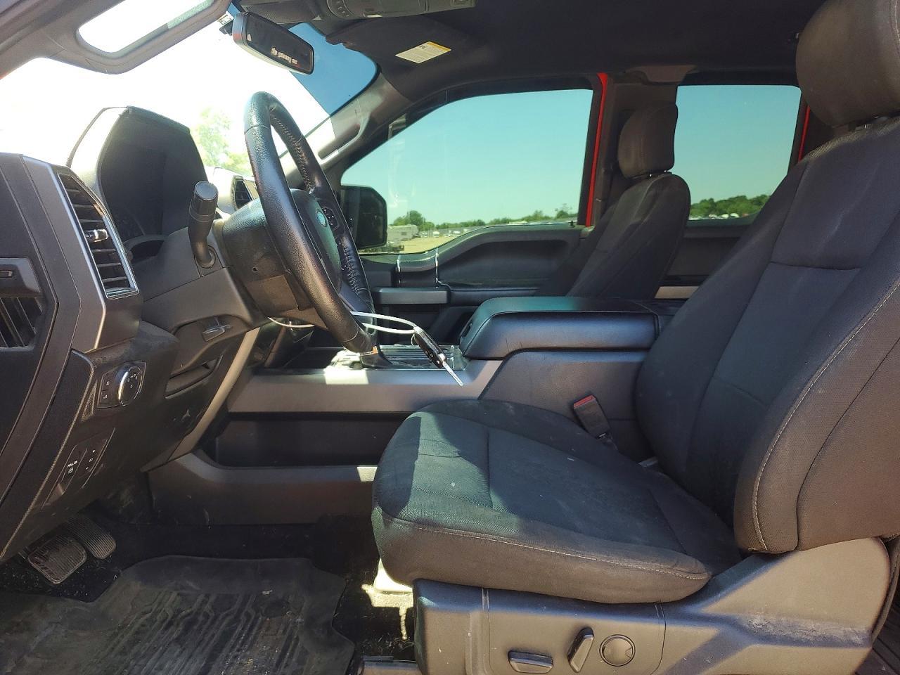 2020 Ford F150 Super Cab - Фото 7