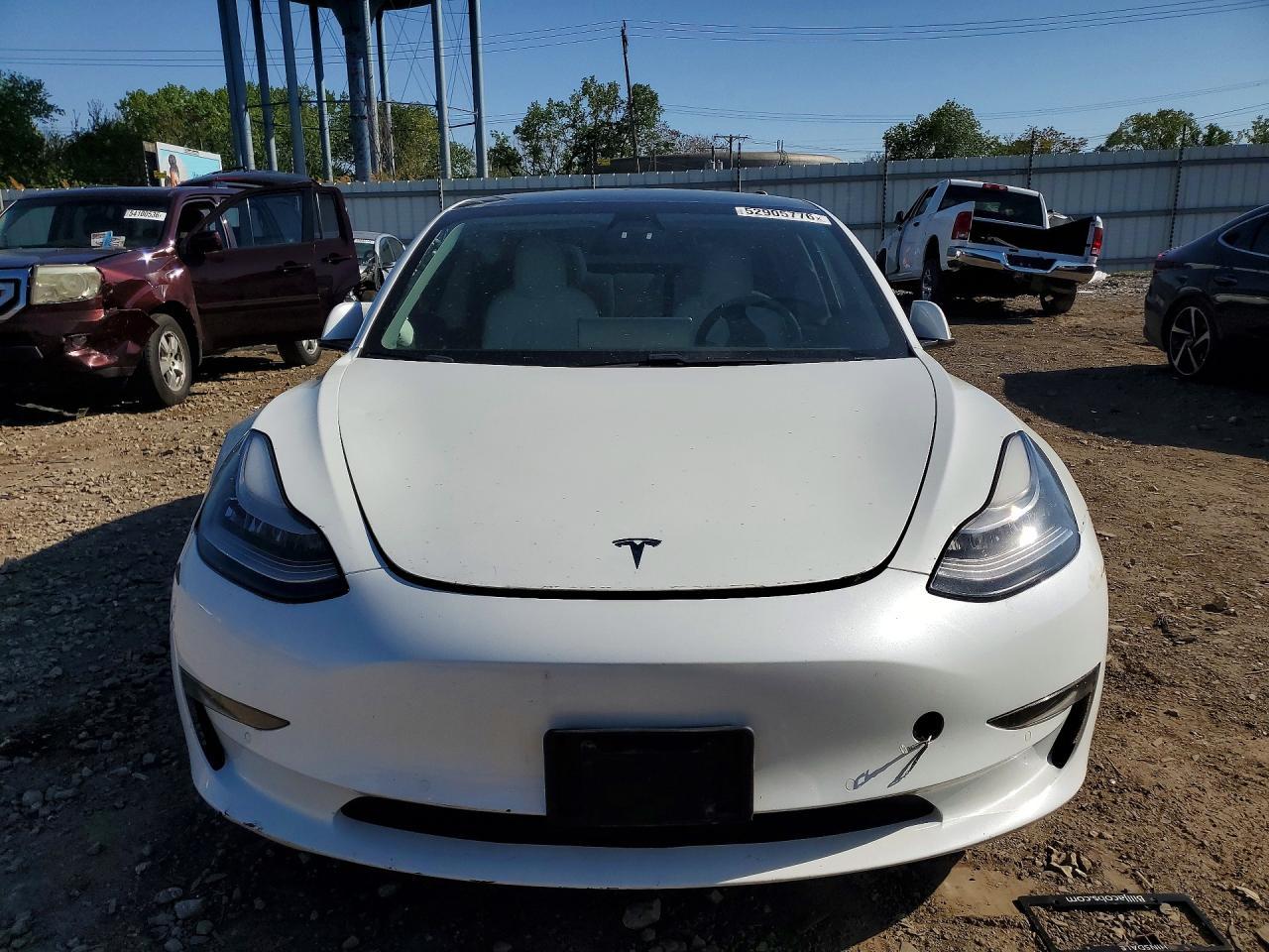 2021 Tesla Model 3 - Image 5