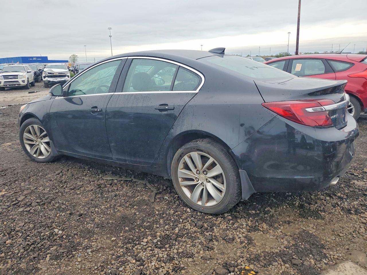 2016 Buick Regal Premium - Image 2