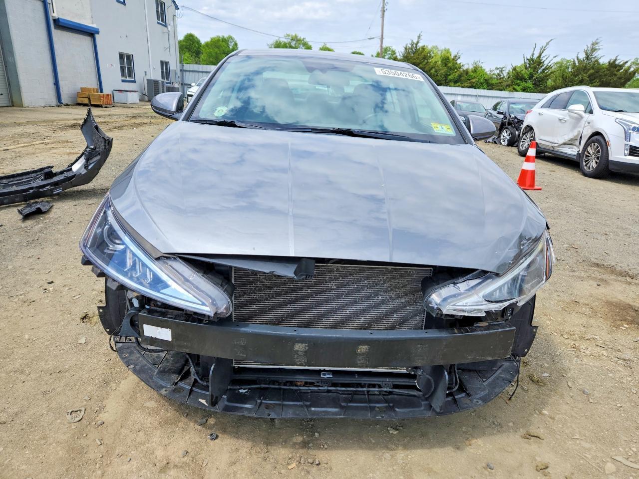 2019 Hyundai Elantra Sel - Image 5