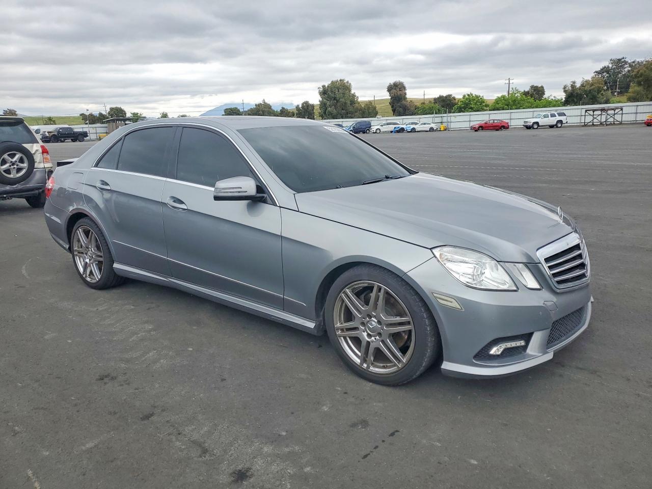 2011 Mercedes-Benz E 350 - Фото 4