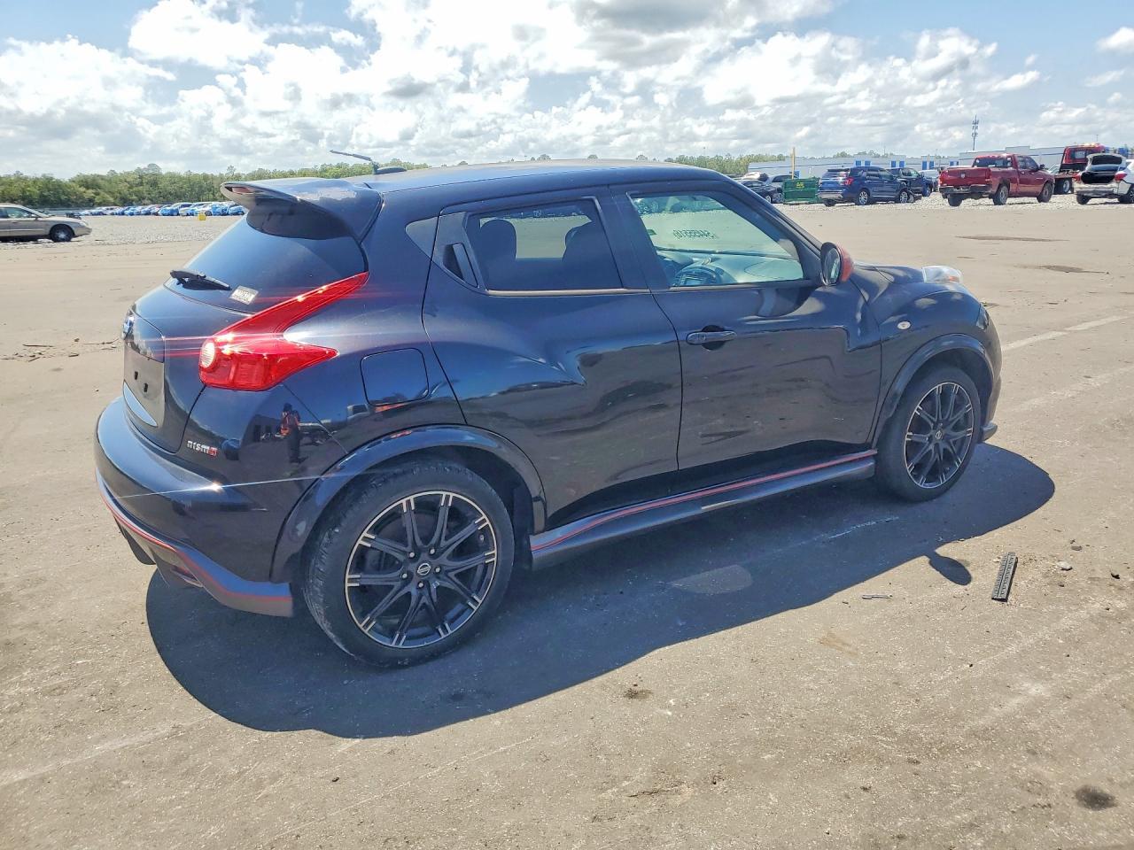 2014 Nissan Juke Nismo - Image 3