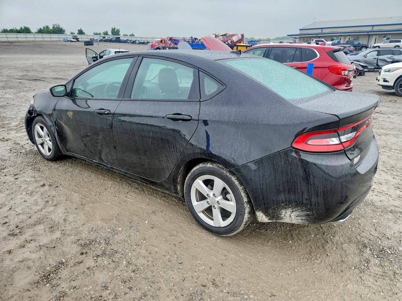 2015 Dodge Dart Sxt - Image 2