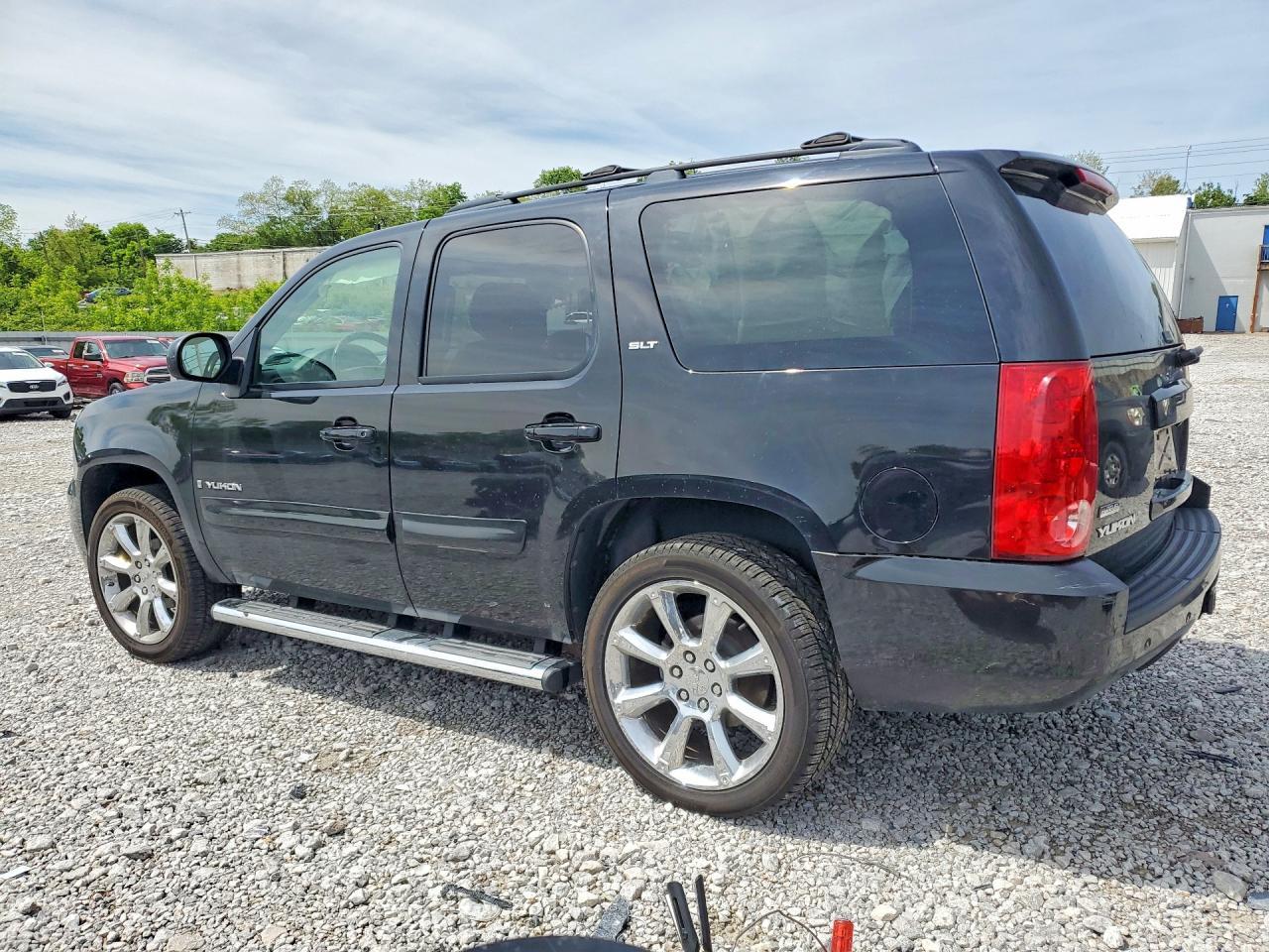 2009 GMC Yukon Slt - Фото 2