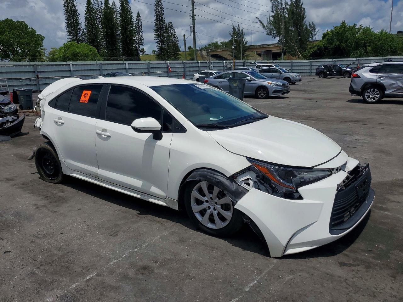 2023 Toyota Corolla Le - Фото 4
