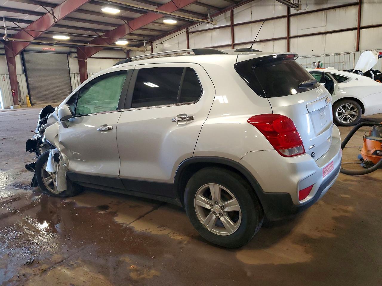 2018 Chevrolet Trax 1Lt - Image 2