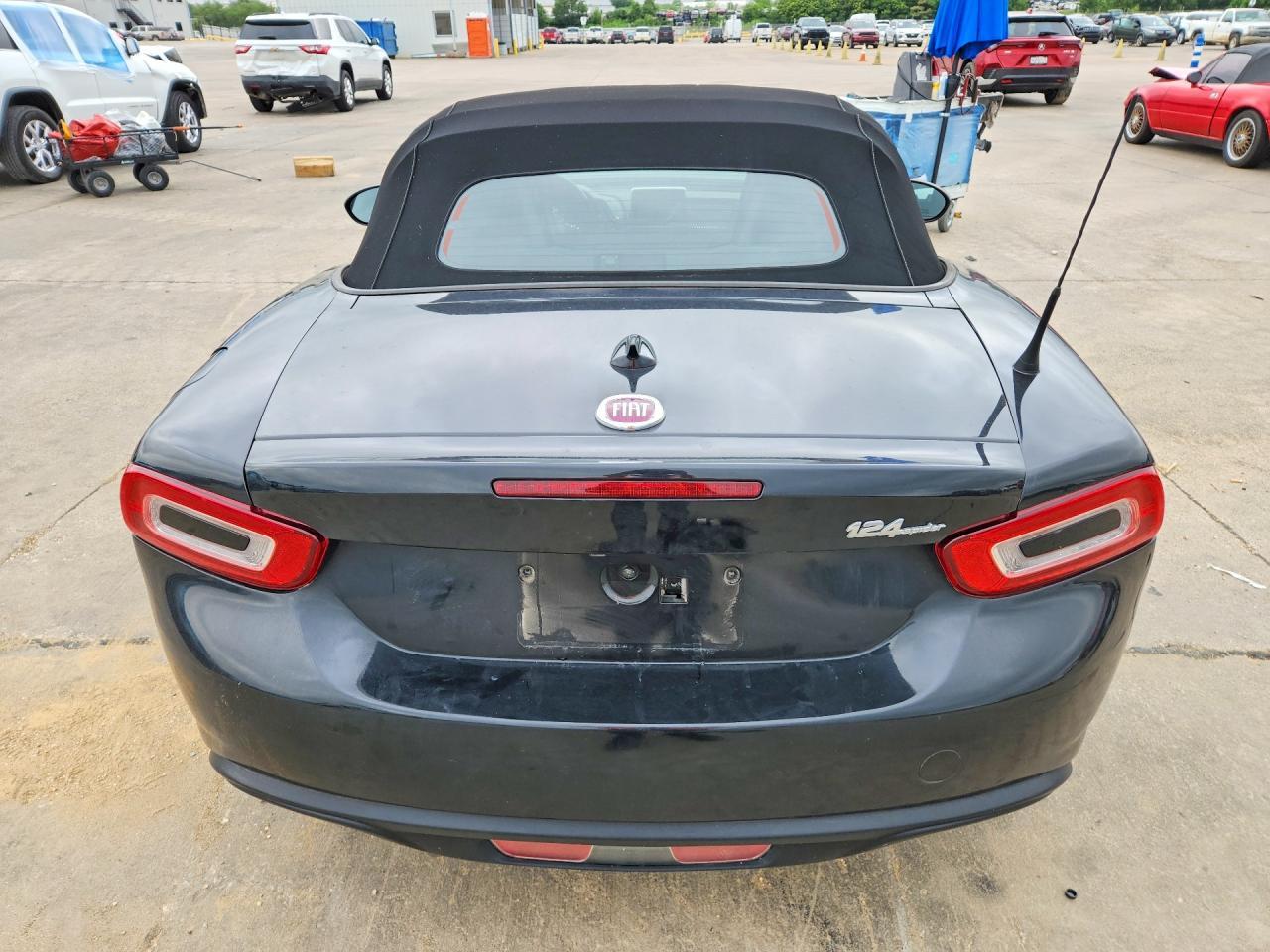 2020 Fiat 124 Spider Classica - Image 6