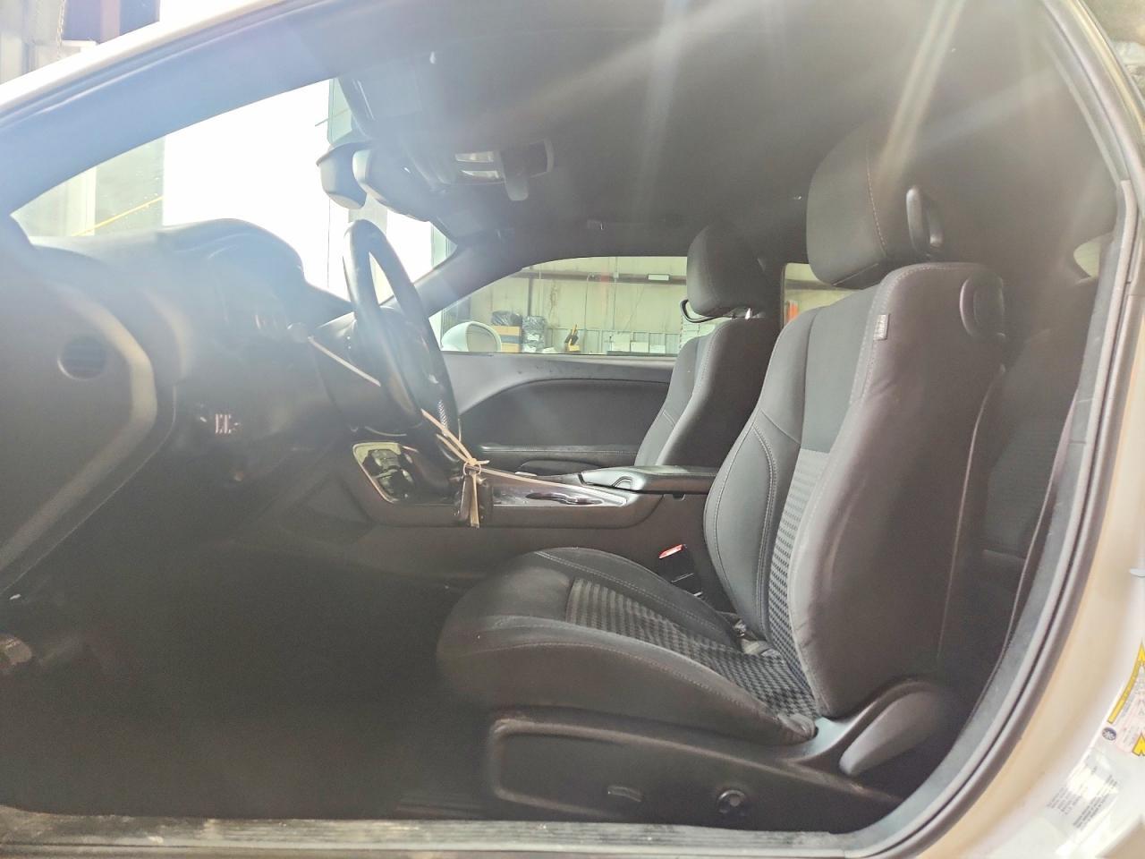 2016 Dodge Challenger Sxt - Фото 7