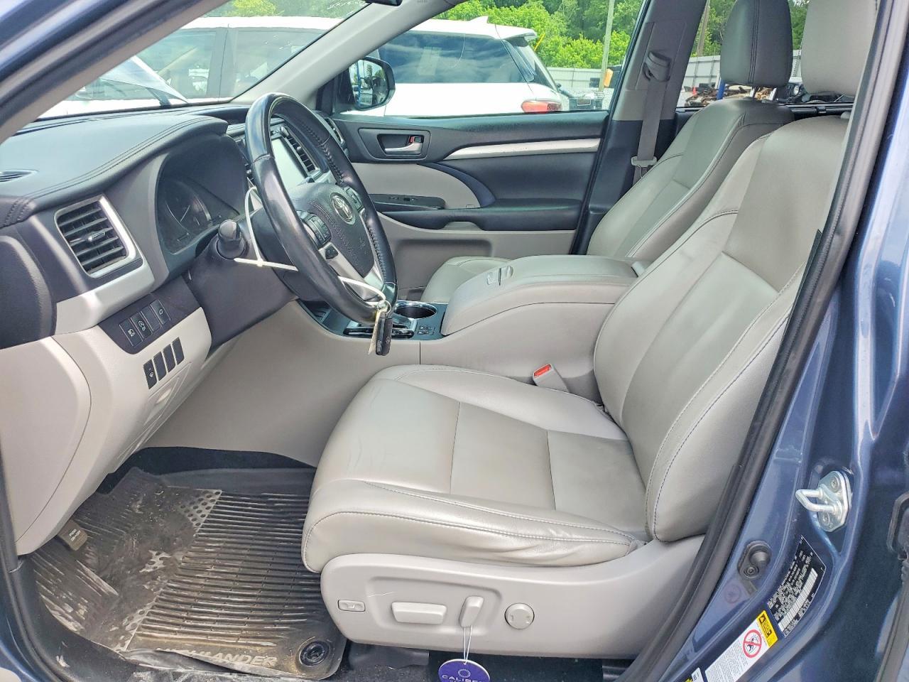 2019 Toyota Highlander Xle - Image 7