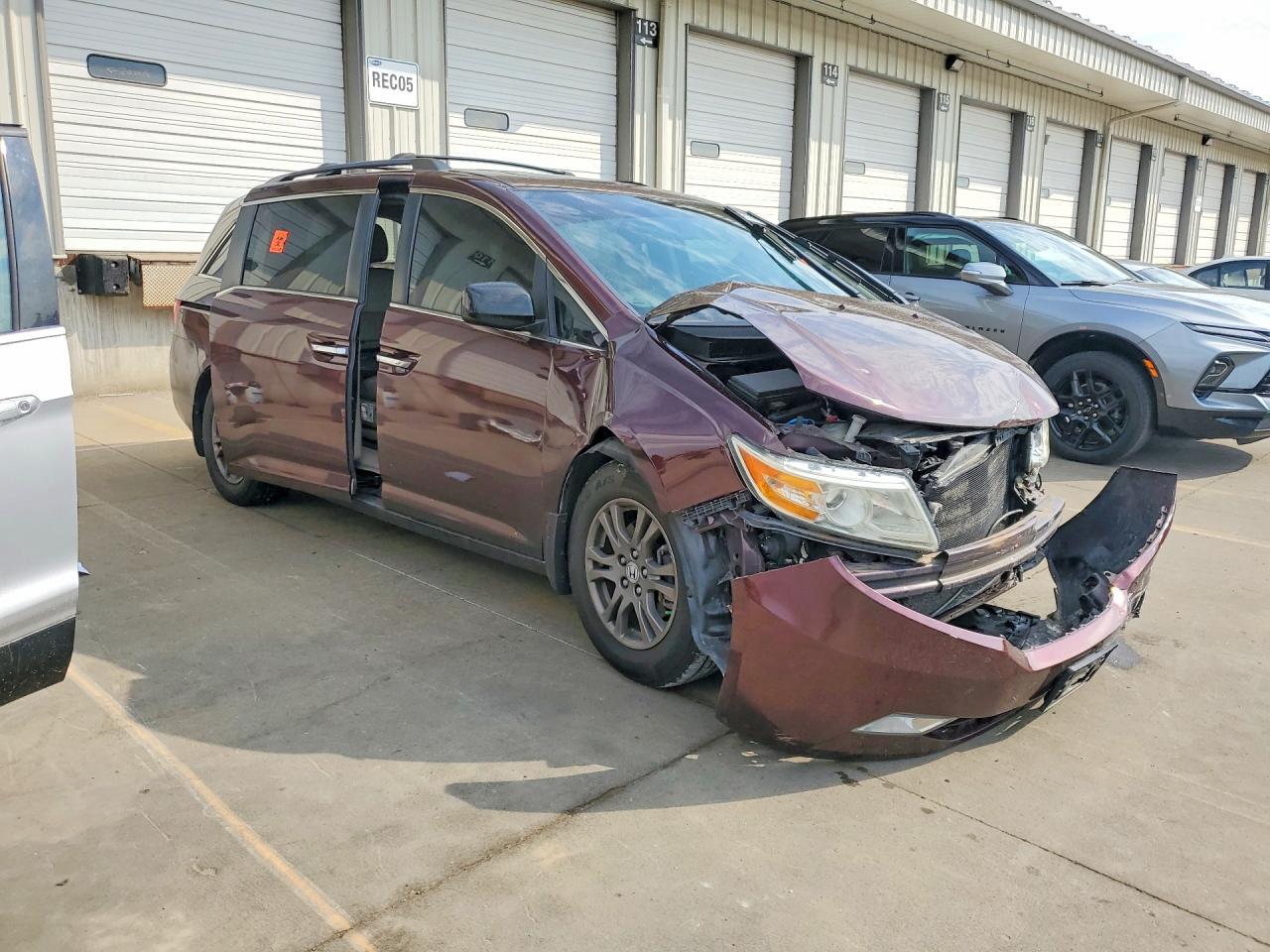 2013 Honda Odyssey Exl - Image 4
