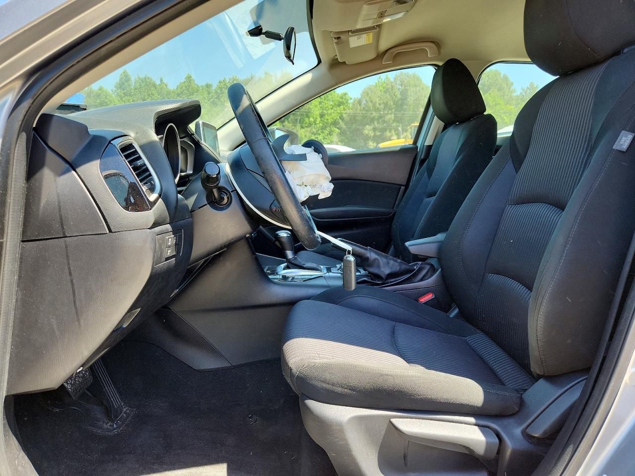 2015 Mazda 3 Touring - Image 7