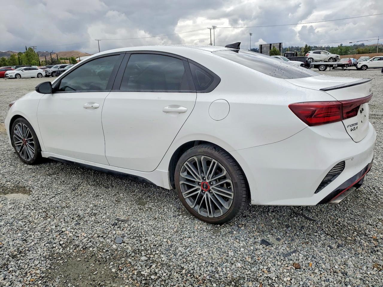 2022 Kia Forte Gt - Фото 2