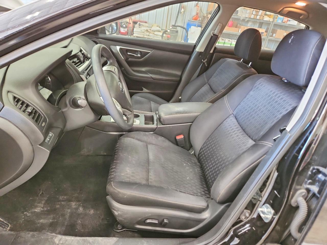 2017 Nissan Altima 2.5 S - Фото 7
