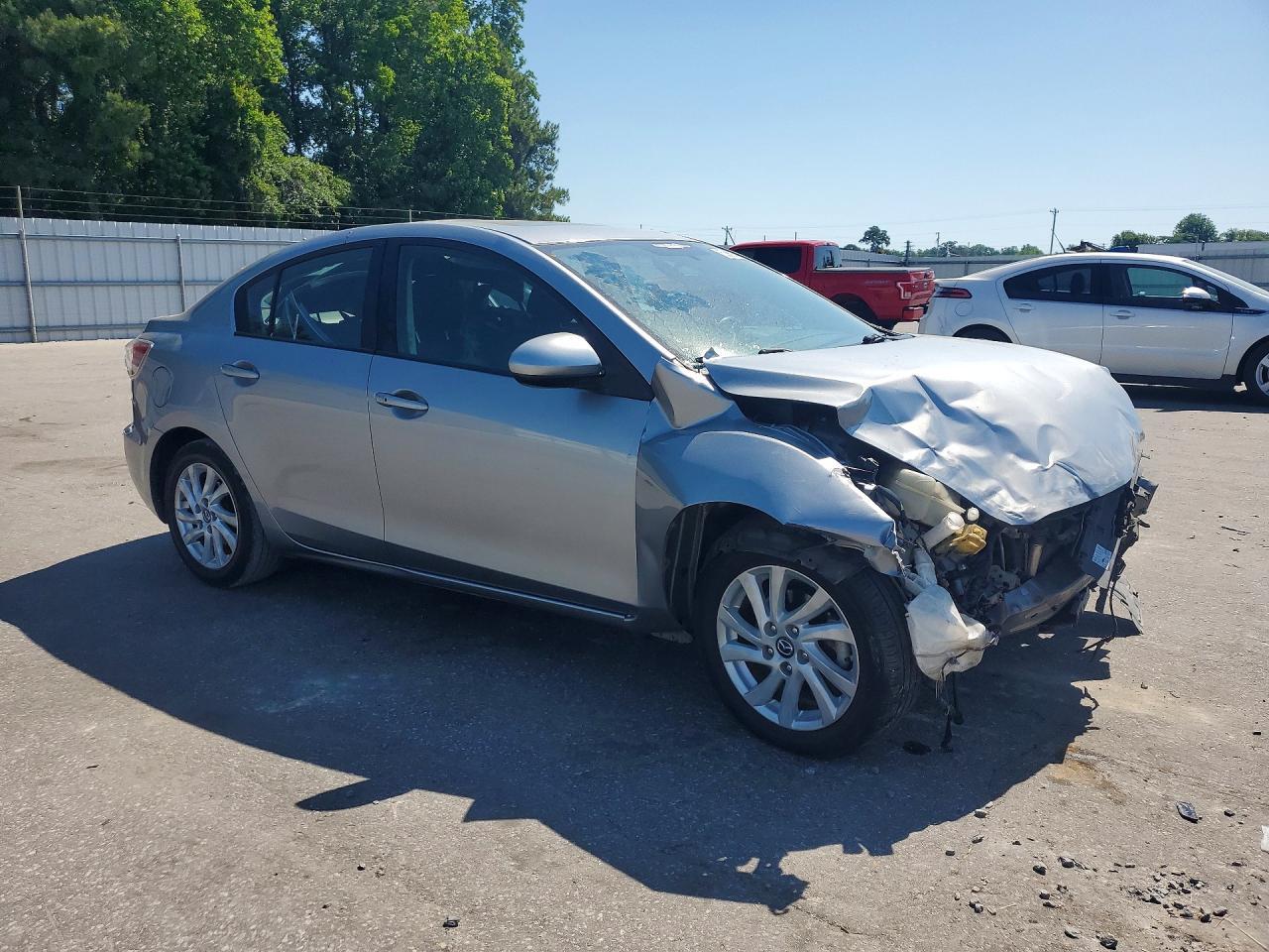 2013 Mazda 3 I - Image 4