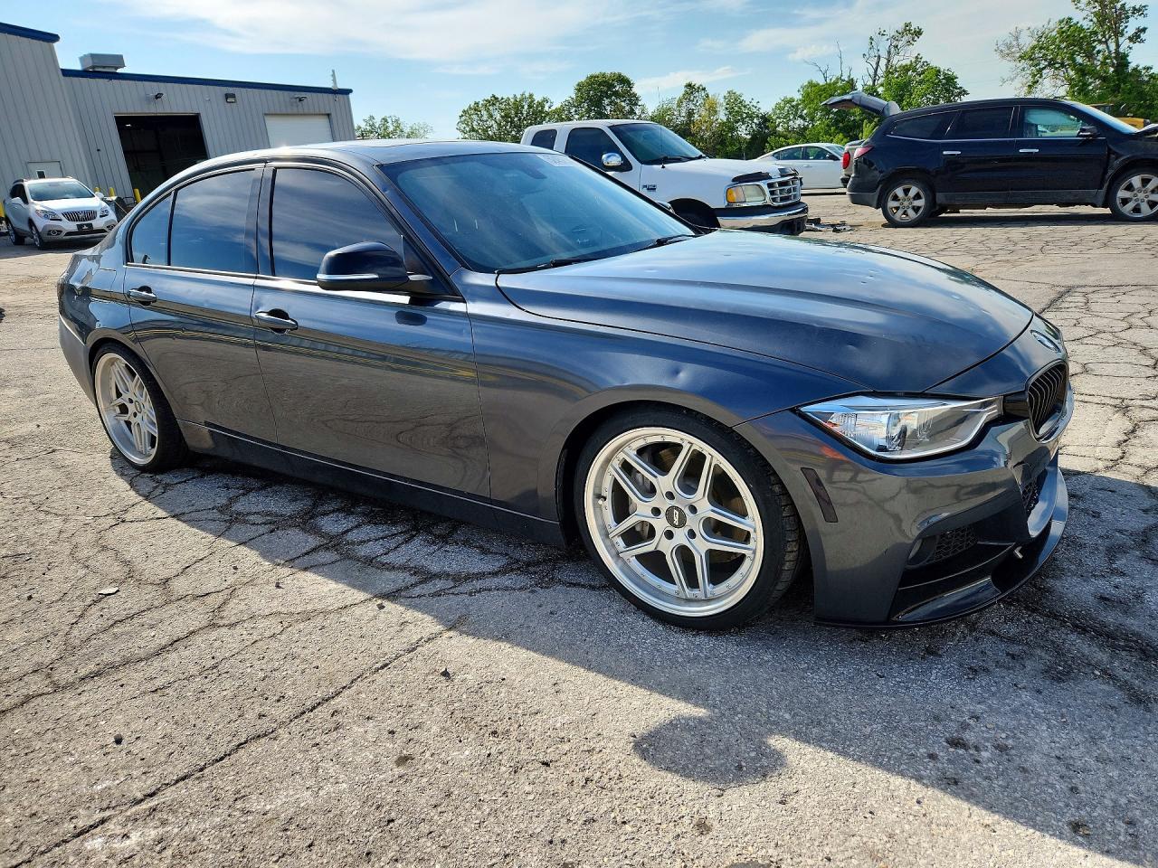2013 BMW 335 I - Image 4