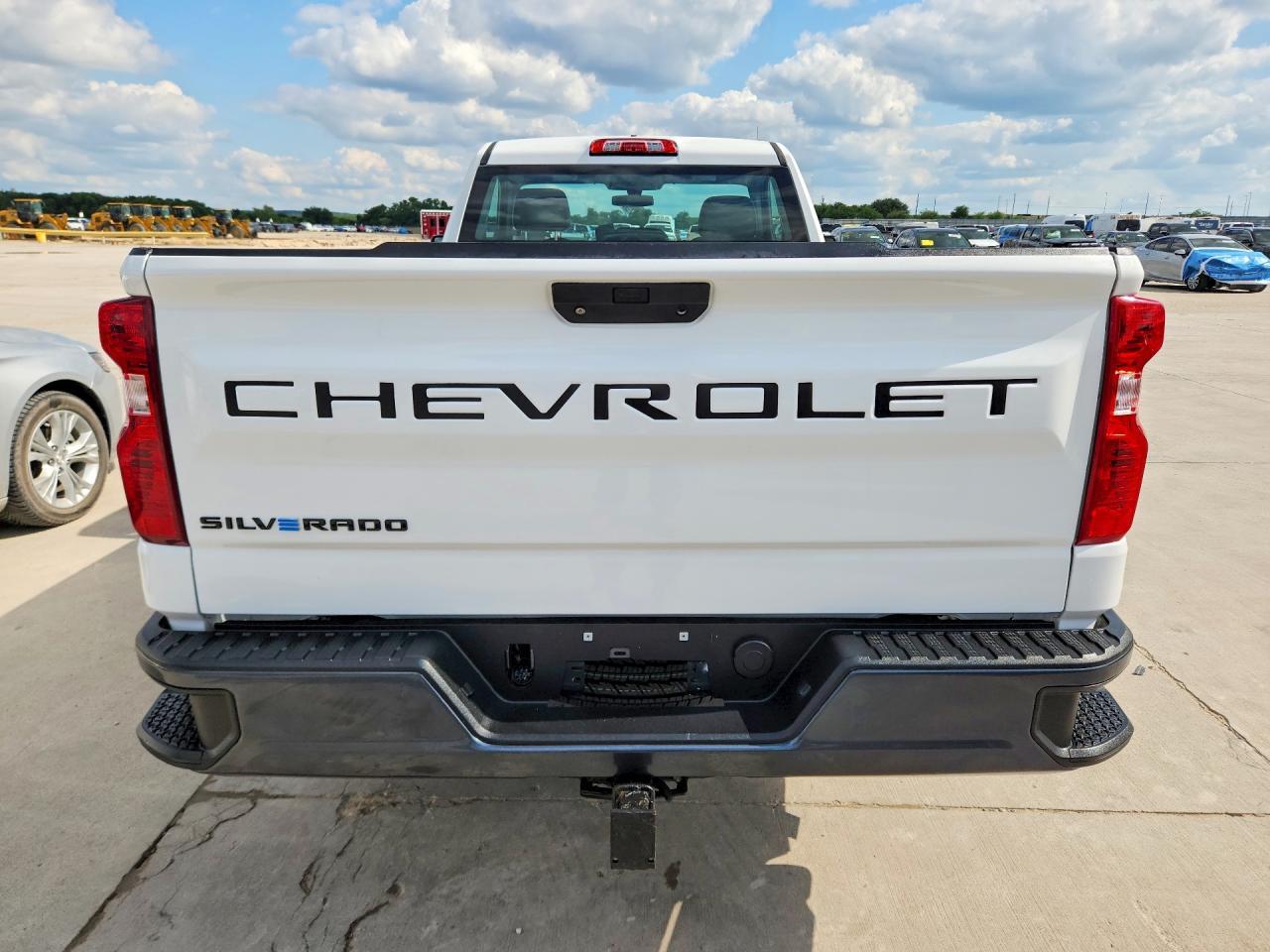 2021 Chevrolet Silverado C1500 - Фото 6