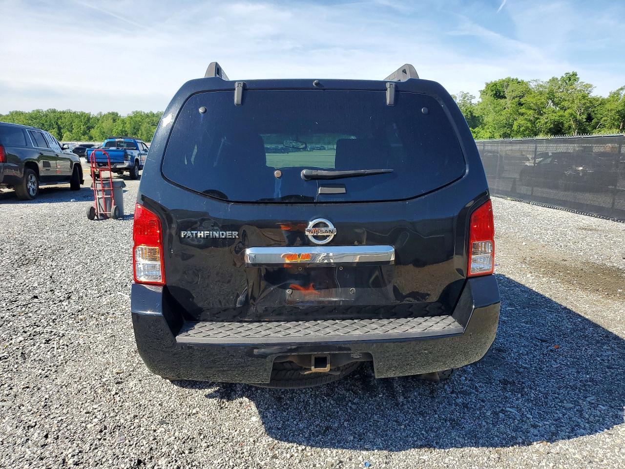 2012 Nissan Pathfinder S - Фото 6