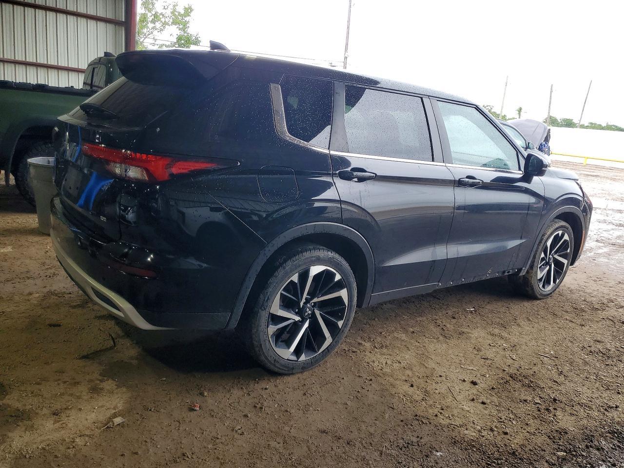 2024 Mitsubishi Outlander Se - Фото 3