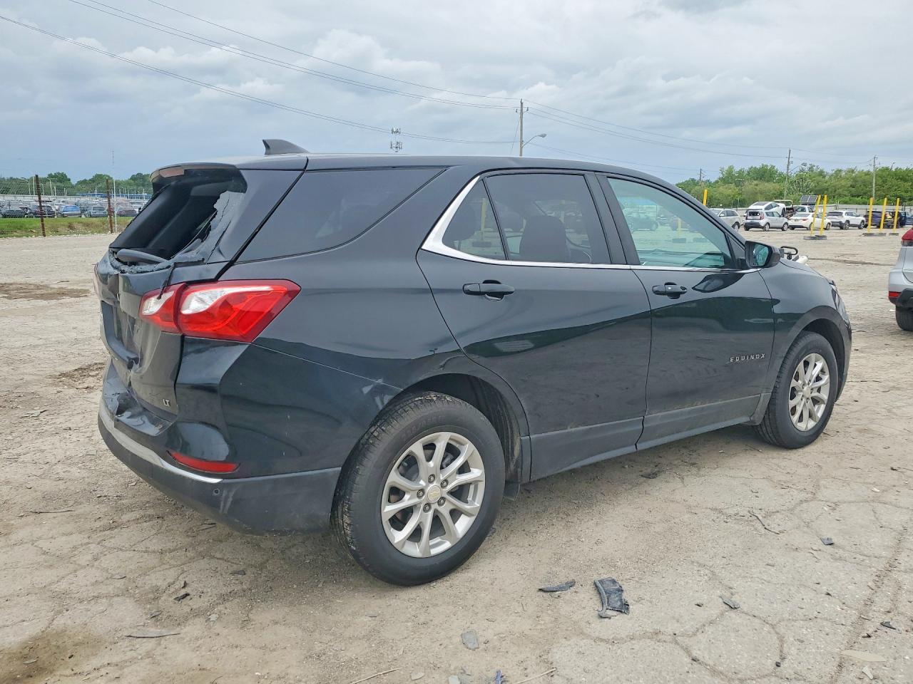 2021 Chevrolet Equinox Lt - Image 3