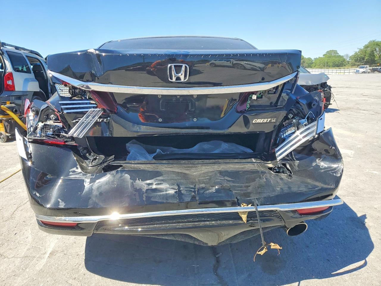 2017 Honda Accord Lx - Фото 6