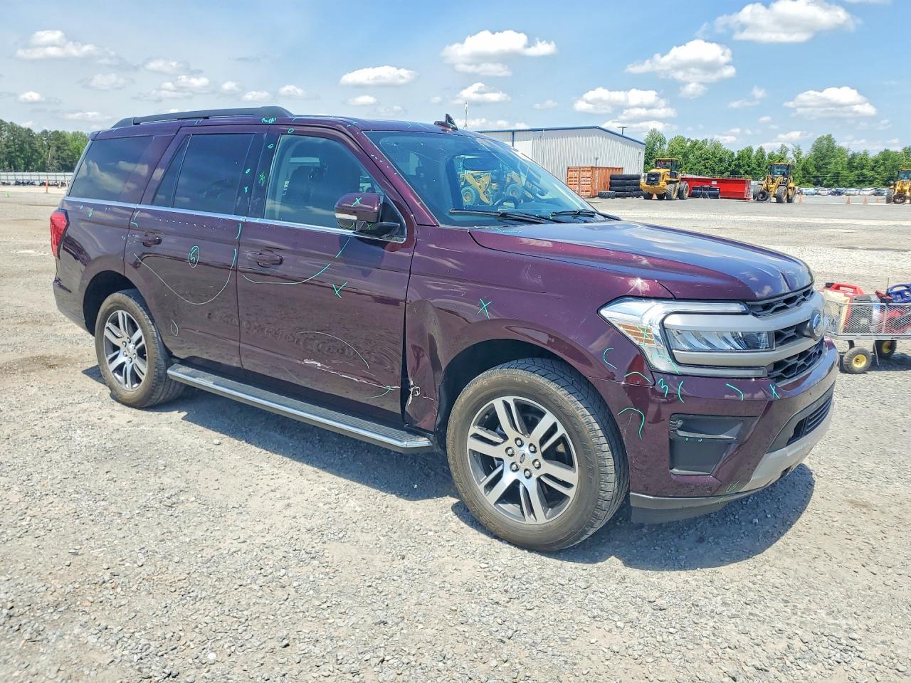 2023 Ford Expedition Xlt - Фото 4